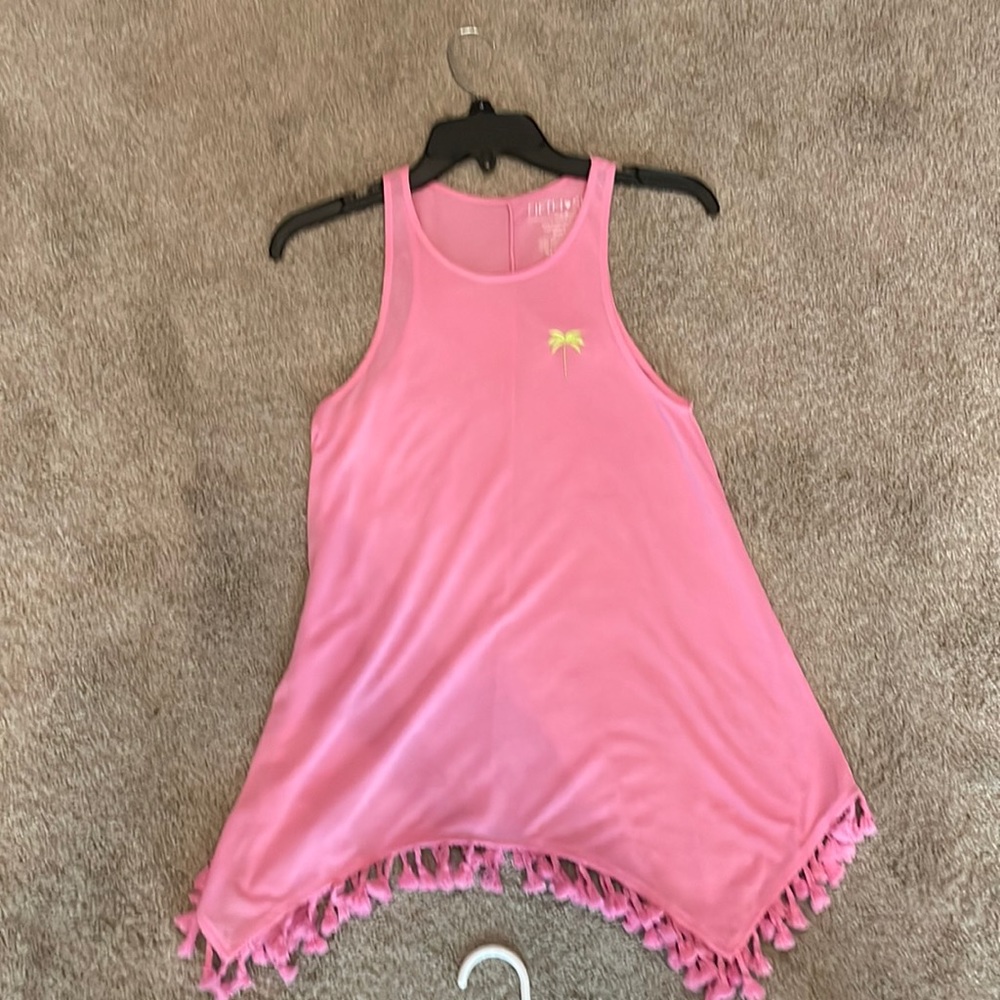 Pink tank